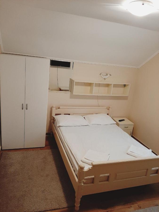 Guest House Colovic Zlatibor Exteriör bild